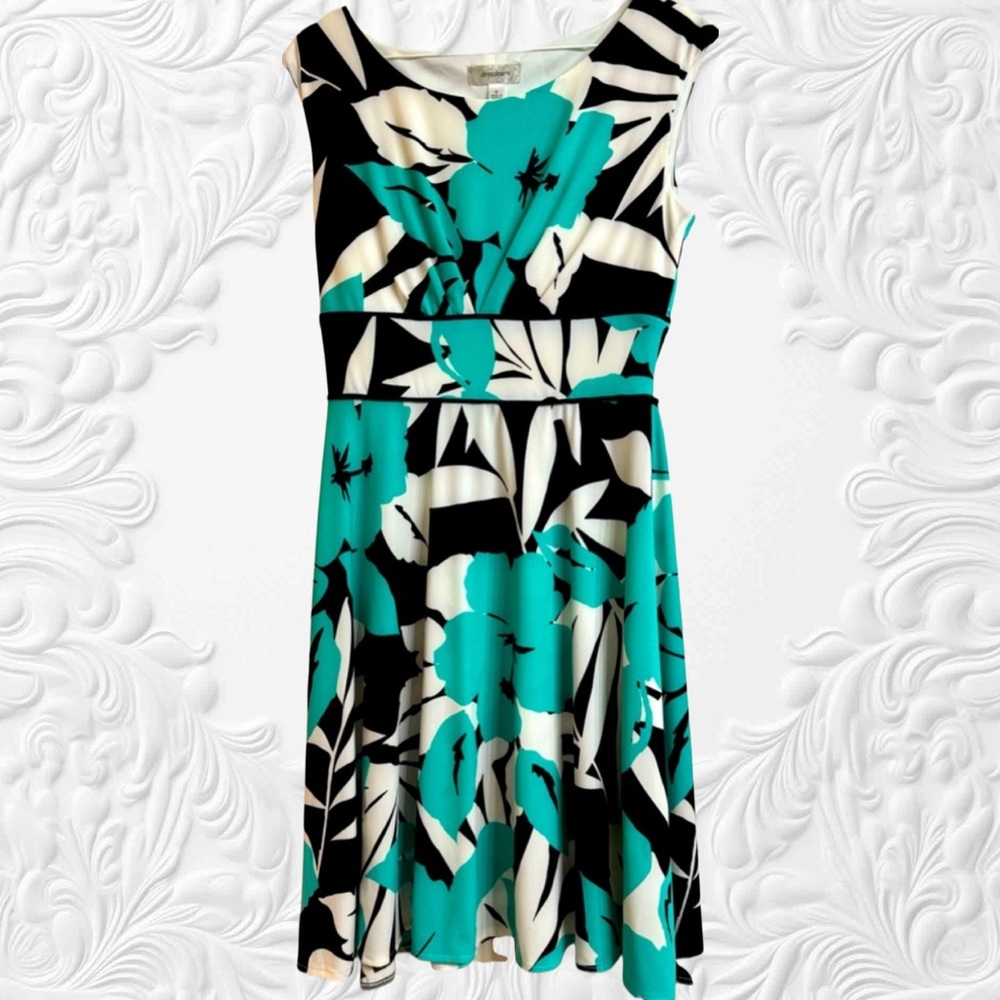 Dressbarn sleeveless dress . Size 4